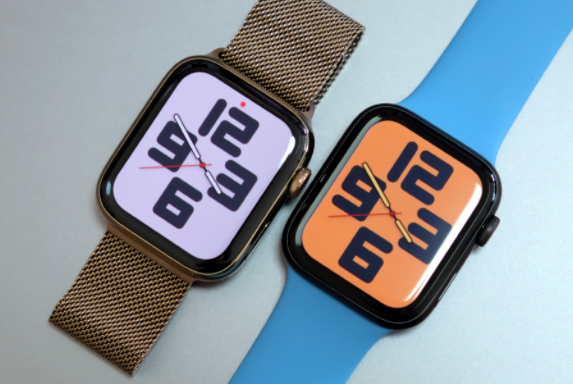 苹果Apple Watch Series 6和Apple Watch SE的对比