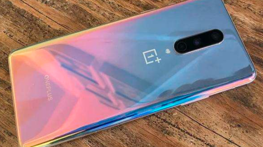 确认了OnePlus 8T的按键显示功能