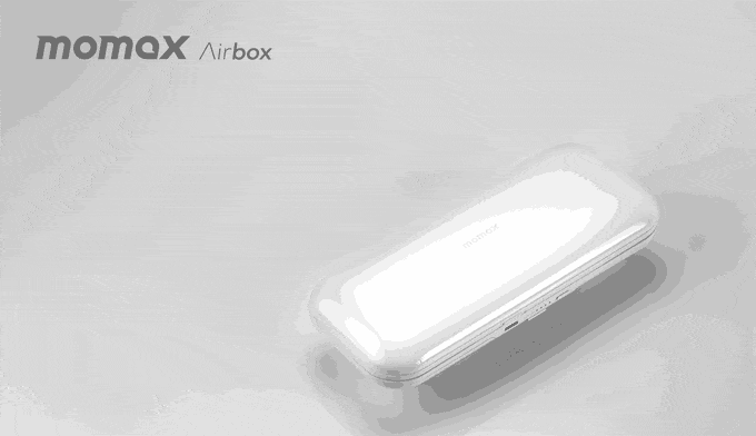 MOMAX Airbox是适用于苹果设备的多设备无线充电电源