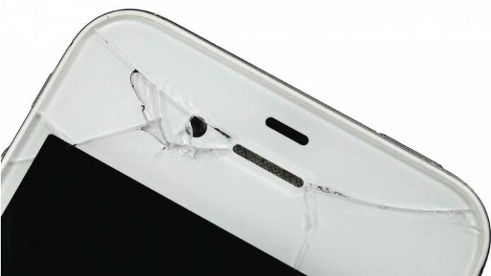 苹果的折叠式手机屏幕划痕会自动恢复