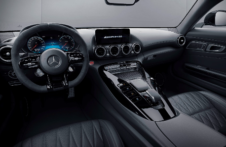 2021年梅赛德斯AMG GT“隐身版”采用黑色设计元素
