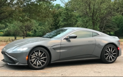 2020年阿斯顿·马丁·范塔奇（Aston Martin Vantage）的吸引力与众不同