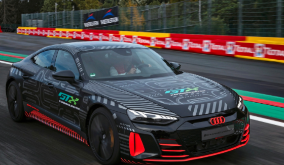 奥迪RS E-Tron GT原型在2020 Spa 24 Hours上惊艳亮相