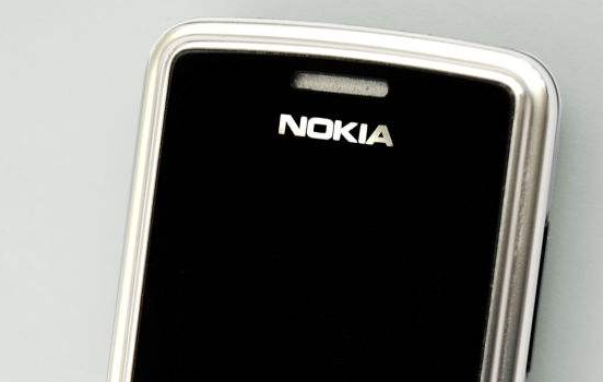 诺基亚8000 4G的设计出现新的泄露