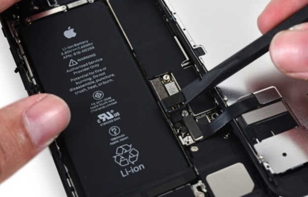 iPhone 13系列所用的电池将更小且占用的空间更少