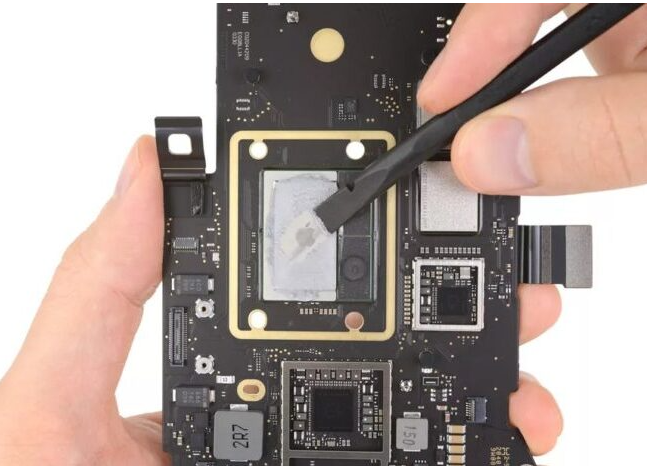 科技资讯:iFixit拆卸了带有M1处理器的MacBook Air和Pro