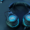 JBL Quantum One游戏耳机评测：出色的音质，丰富的功能