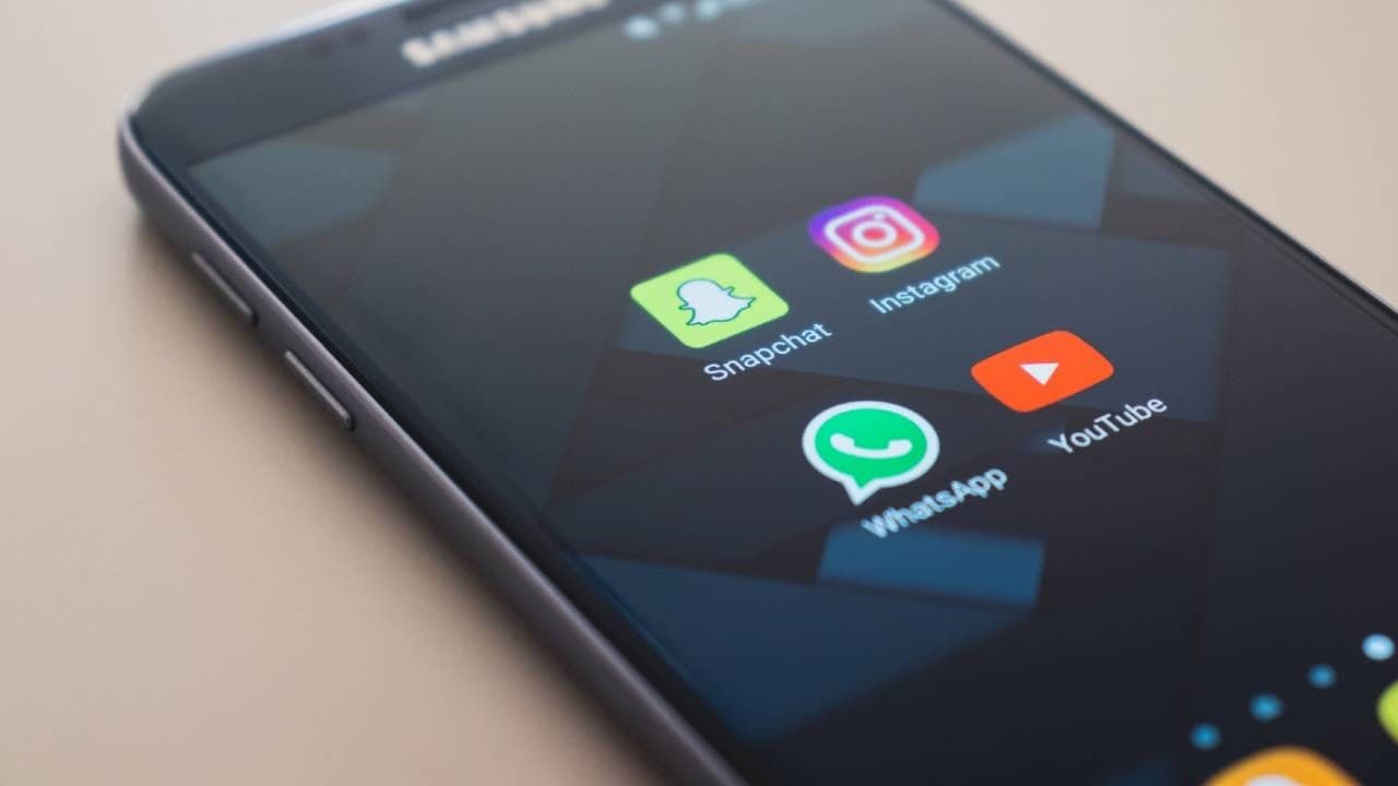 WhatsApp试图通过状态消息缓解用户的隐私担忧