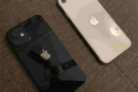 由于用户对较小的智能手机失去吸引力，Apple iPhone 12 mini的销售放缓