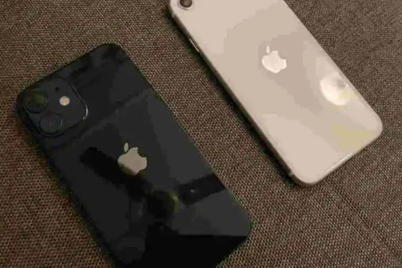 由于用户对较小的智能手机失去吸引力，Apple  iPhone  12 mini的销售放缓