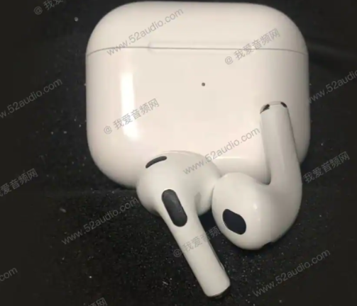 这是苹果AirPods 3的外�