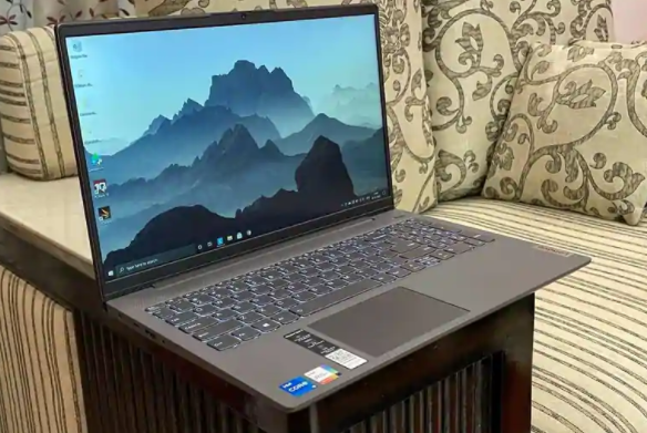 联想IdeaPad Slim 5i评测:运行英特尔第11代处理器的最新笔记本电脑之�