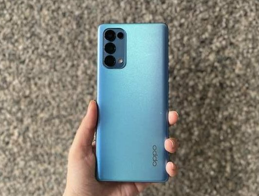 Oppo Reno 5 F有一个四摄像头系统