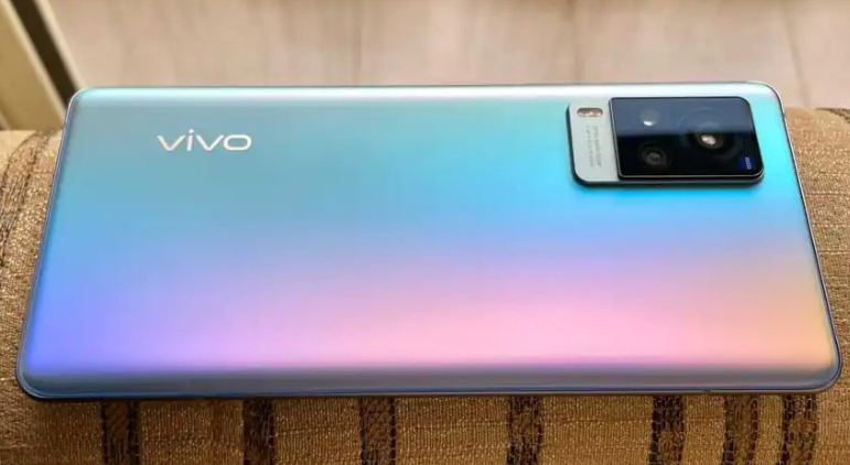 Vivo X60t：搭载Dimensity 1100处理器