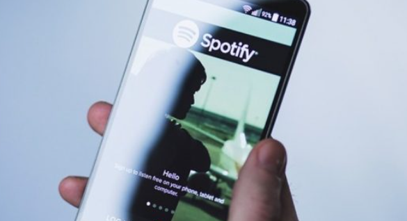 Spotify开始在Android上测试“ Hey Spotify”语音命令
