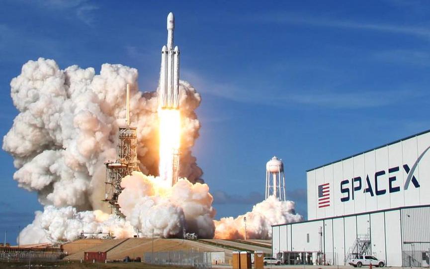 埃隆·马斯克（Elon Musk）表示SpaceX仍可在2024年登陆火星