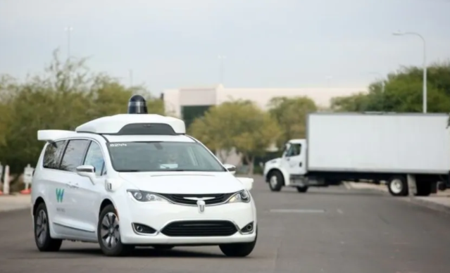 Waymo，Cruise seek许可对旧金山的自动驾驶汽车收取费用