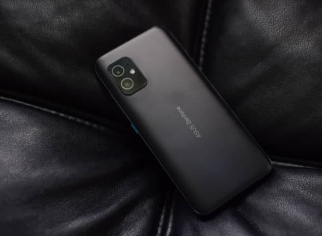 手机比较：华硕ZenFone8与三星Galaxy S21 Ultra