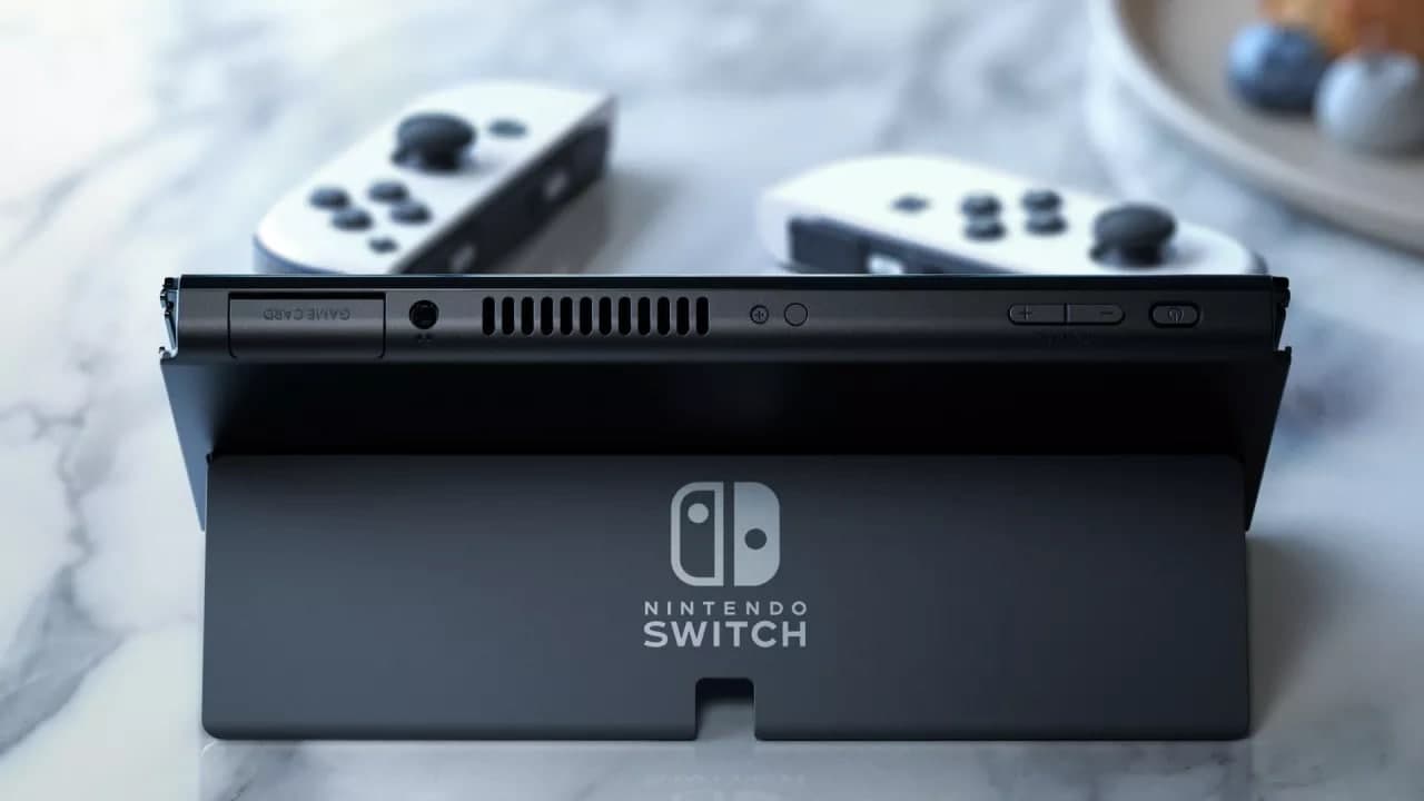 Nintendo Switch OLED 让我感觉像是一个被抛弃的“传统”游戏玩家