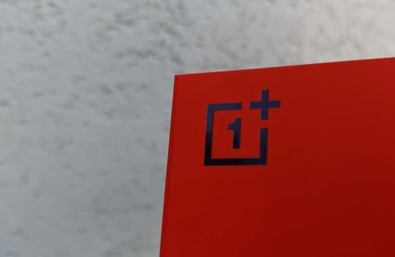 新泄漏以红色显示OnePlus Nord 2