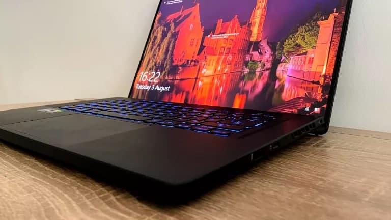 华硕 ROG Zephyrus M16 (GU603) 评测：便携、强大、优质