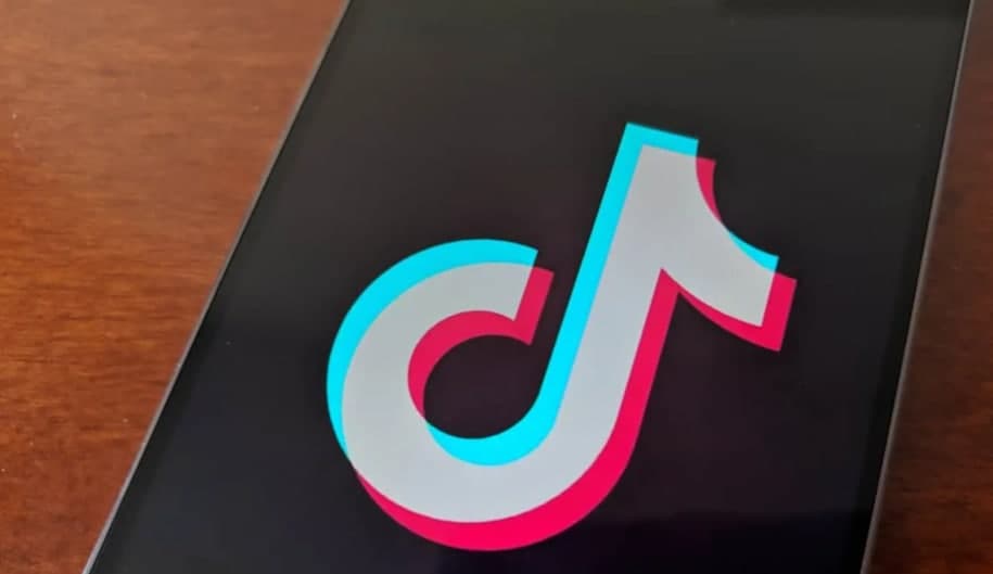 TikTok 宣布针对青少年的新隐私措施，限制可见性和通知