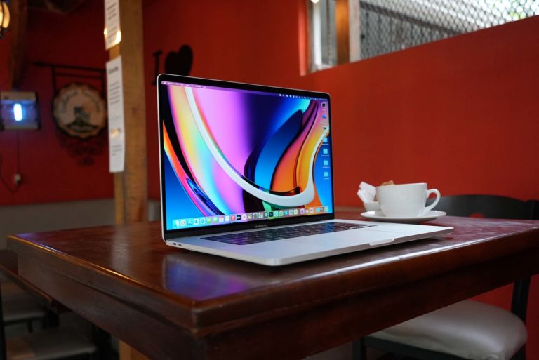 您的下一台笔记本电脑可能配备 90Hz OLED 显示屏