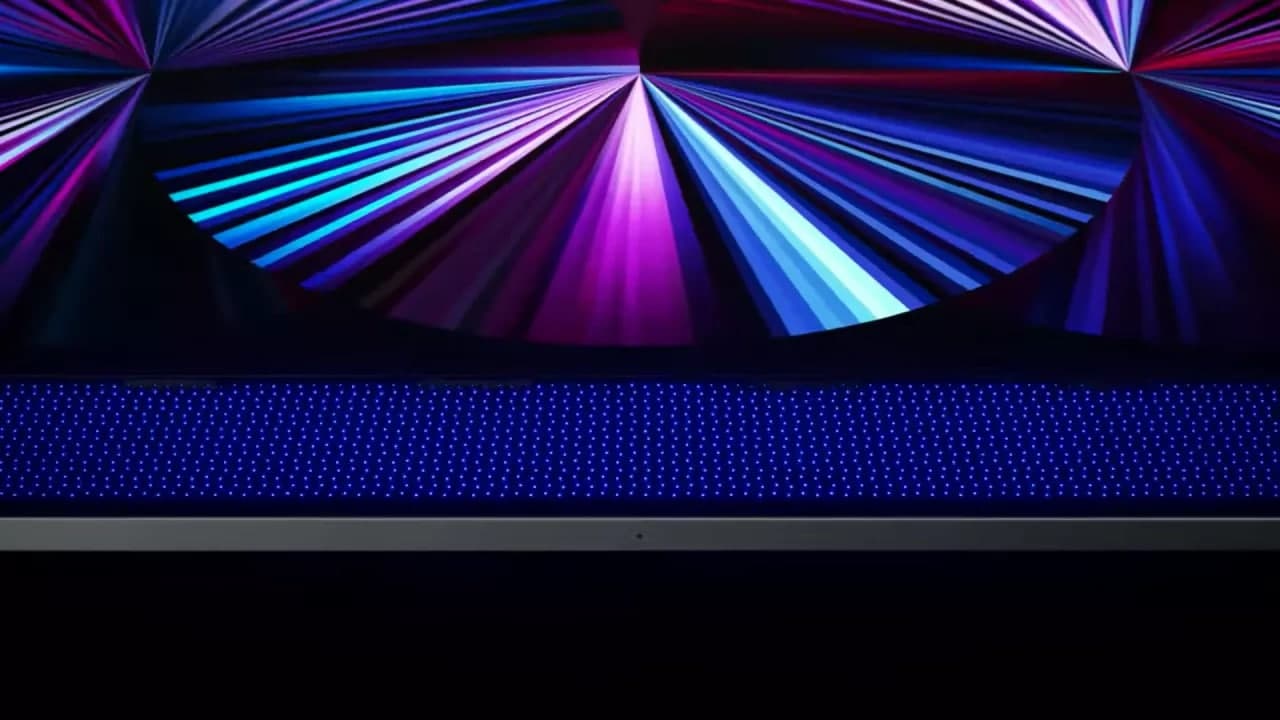 更便宜的 OLED 屏幕即将取代 MacBook Pro 的 mini-LED 显示屏