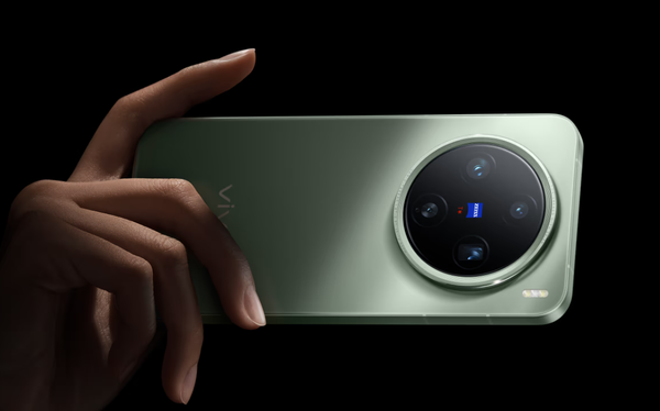 vivo X300 Pro mini曝光:补齐上一代短板 小米16危险了