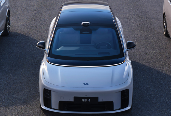 理想首款纯电SUV i8官宣 前脸像MEGA 或上海车展发布