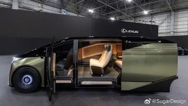 雷克萨斯LS概念车实车发布 六轮MPV造型+六座布局