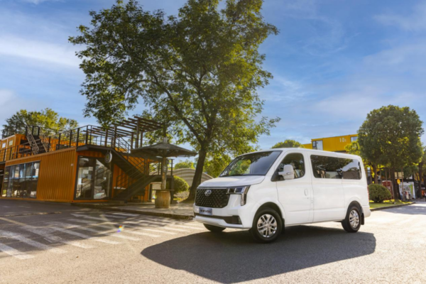 中兴通讯车载4G通信模组在上汽大通新途V80量产发布