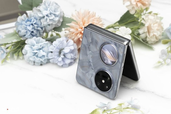 科技与美学的交融之作，华为Pocket 2迎先锋感恩回馈季，可享多重福利