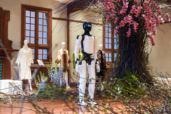 擎天租首登静安时尚文化周,拓展“科技+时尚”产业边界