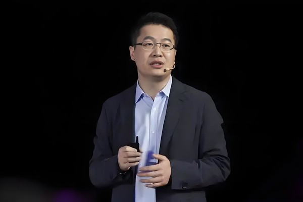 卢伟冰