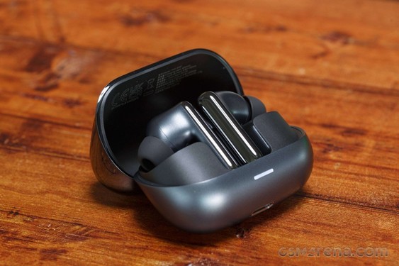 荣耀全球发布多款耳机新品 二合一鼠标形态新品亮相