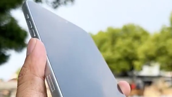 iPhone 17 Pro Max机模曝光 厚度明显增加 电池有提升?