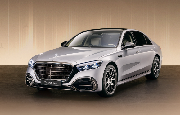 奔驰新一代S级轿车