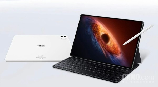 用实力征服全球！荣耀平板2026MWC斩获18项媒体奖项