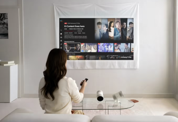 三星将推出Freestyle+ 便携式投影仪：亮度涨 87%