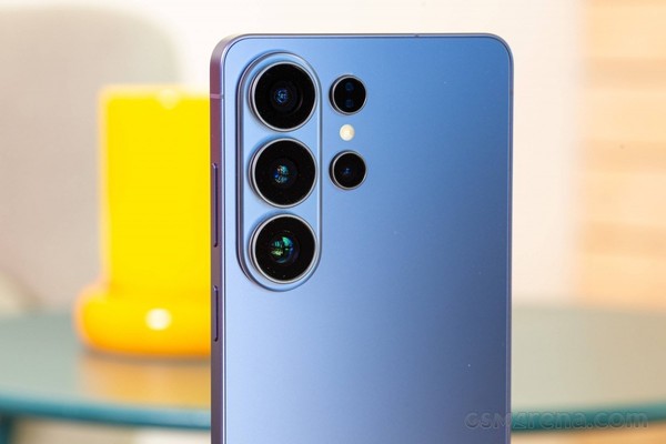 三星Galaxy S27 Ultra影像曝光 搭载两亿可变光圈主摄