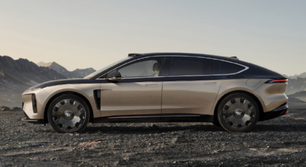 蔚来ET9地平线特别版“寰宇曜月”