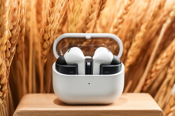 双十一好物推荐：三星Galaxy智能穿戴产品点亮冬日时尚