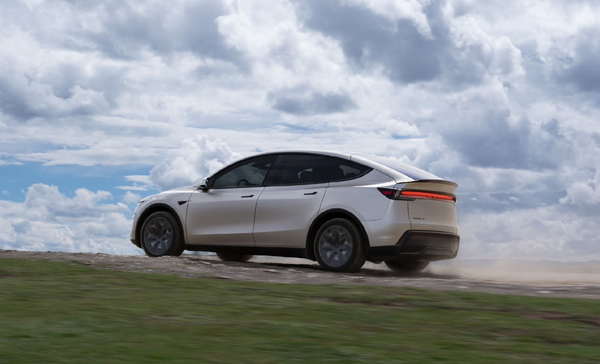 专家：1月中国车市再度掀起降价潮 平均降价3.7万元