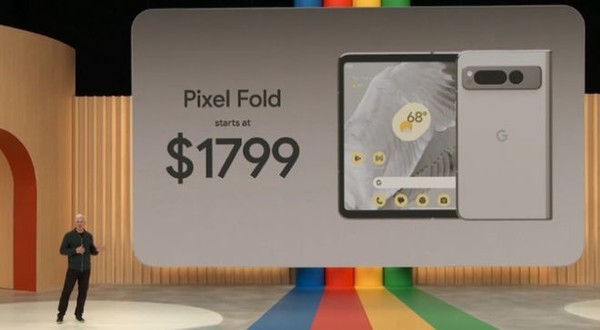 黑边能跑马？谷歌Pixel Fold折叠机上手 约1.25万起 