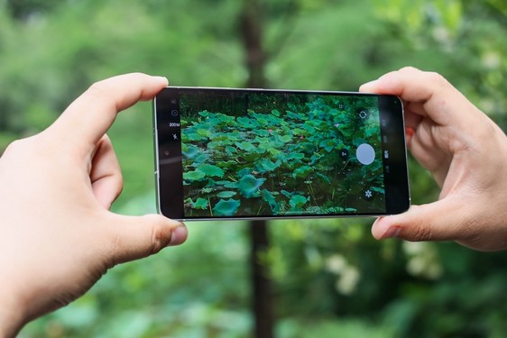 高端手机新物种 三星Galaxy S25 Edge打造全能旗舰体验