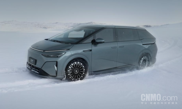 小鹏X9超级增程全球首发冰雪稳行系统！提供两大模式