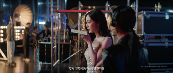 17999元起!华为Mate XTs 非凡大师开售 非凡体验再度引领行业