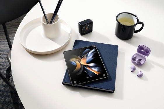 解锁全新用机体验 三星Galaxy Z Fold4带来清爽一夏