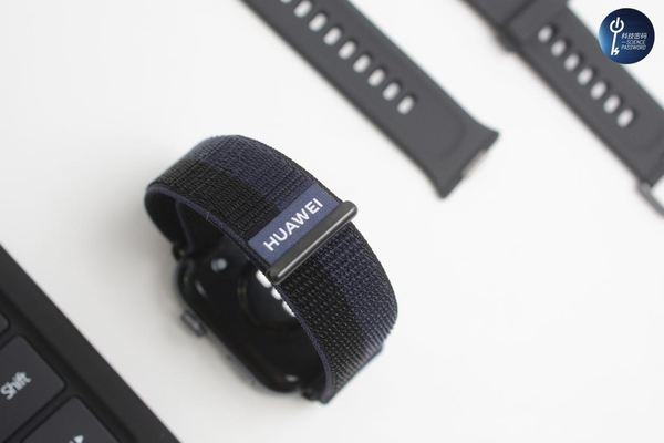 华为WATCH FIT 3带来三款全新潮流配色 轻松拿捏年轻用户